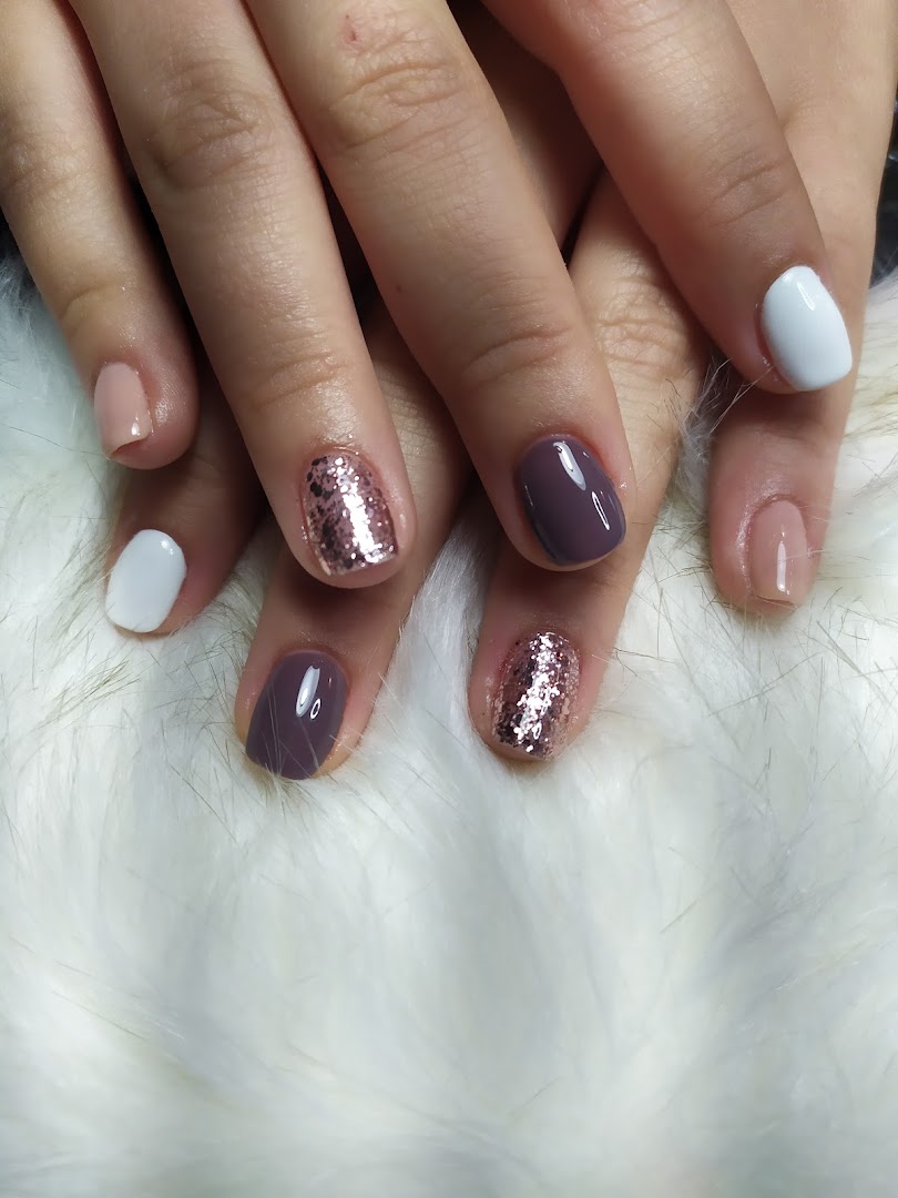 Estética en uñas lisett · Fotos 15